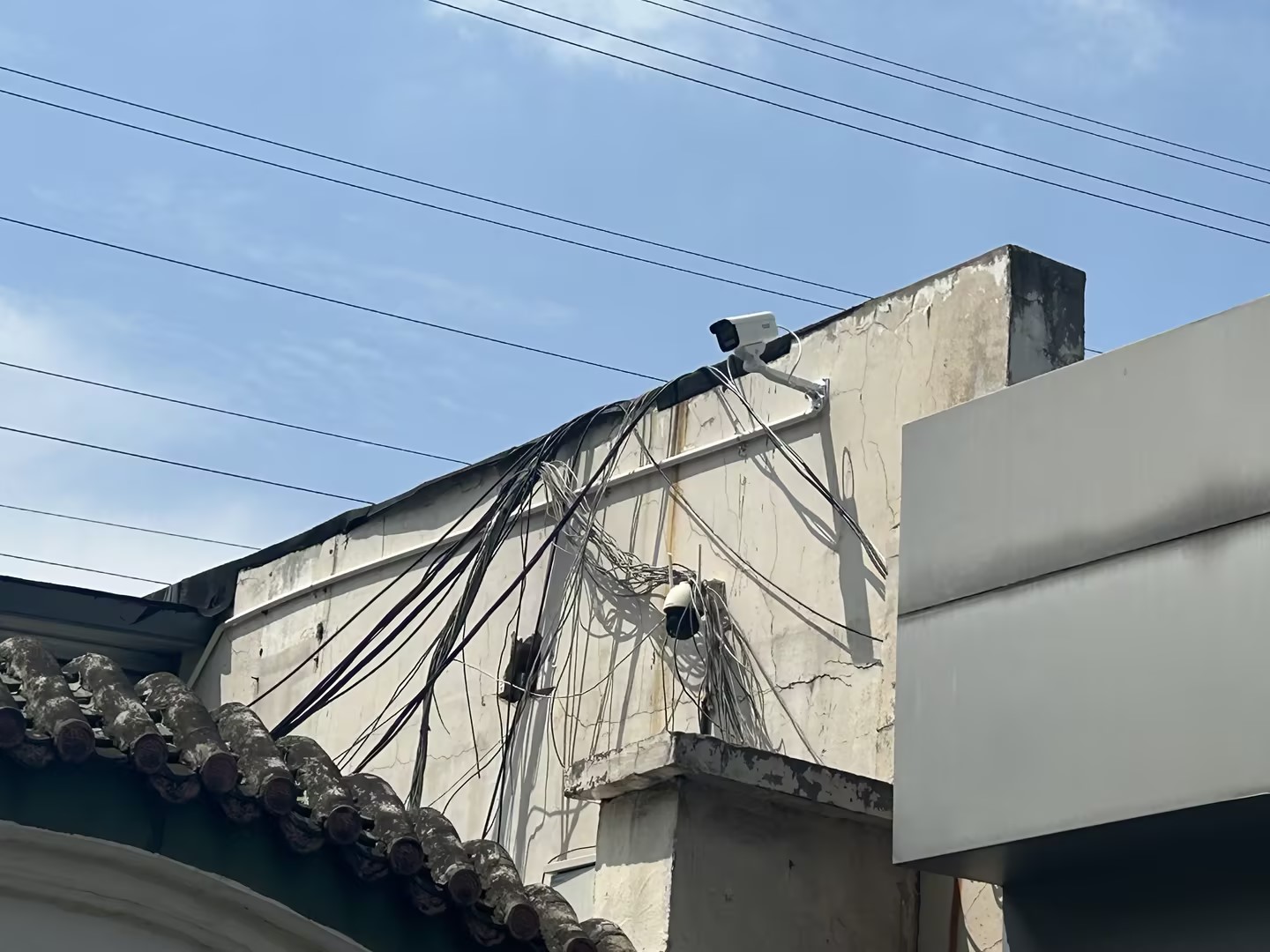 <b>[ 智慧工地监管系统：保安全 促生产 树文明 ]</b>